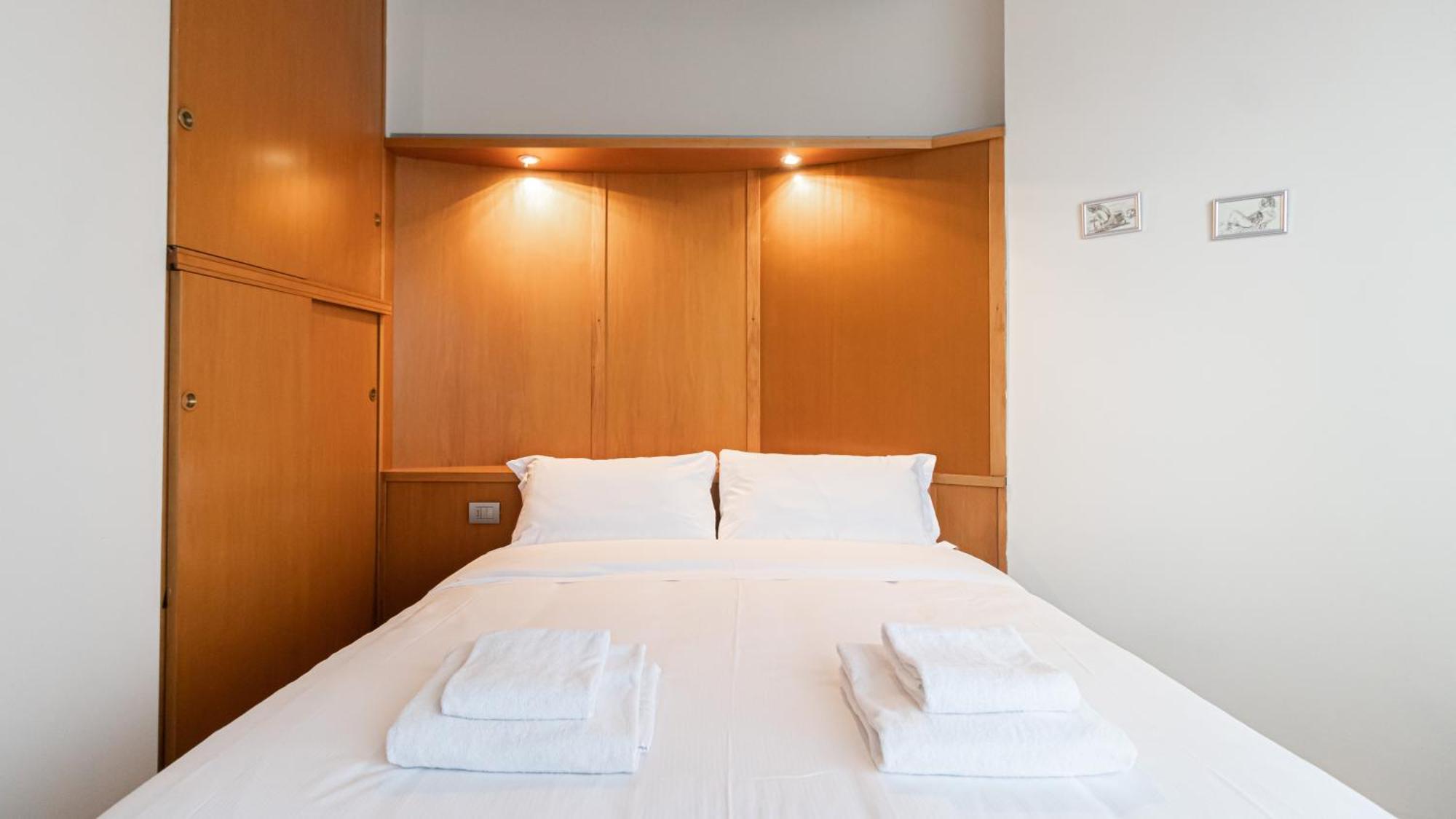 Italianway-Gian Galeazzo Appartement Milaan Buitenkant foto